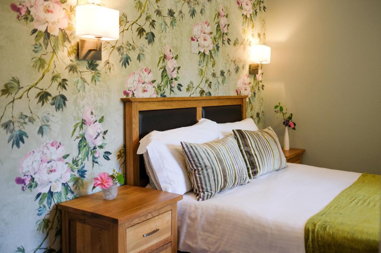 1863 Restaurant With Rooms Pooley Bridge Buitenkant foto